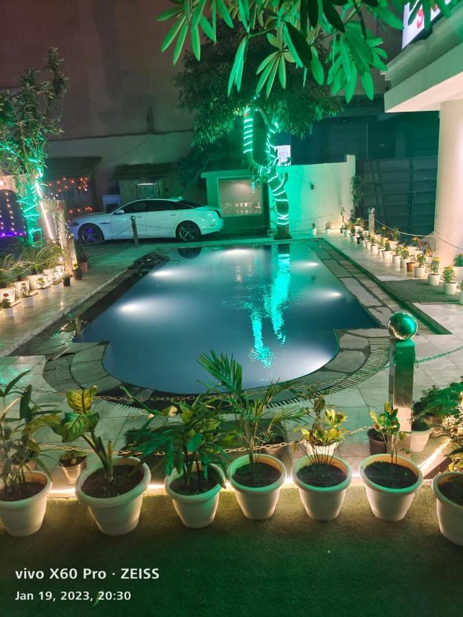 Airport Hotel The Grand Shoba Nuova Delhi Esterno foto