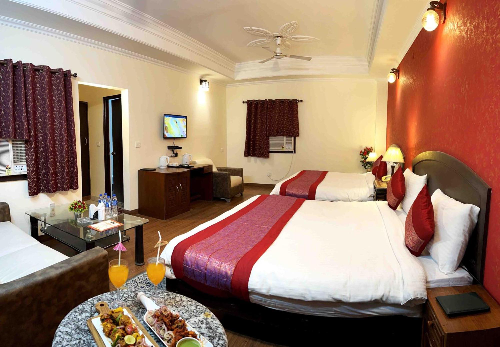 Airport Hotel The Grand Shoba Nuova Delhi Esterno foto