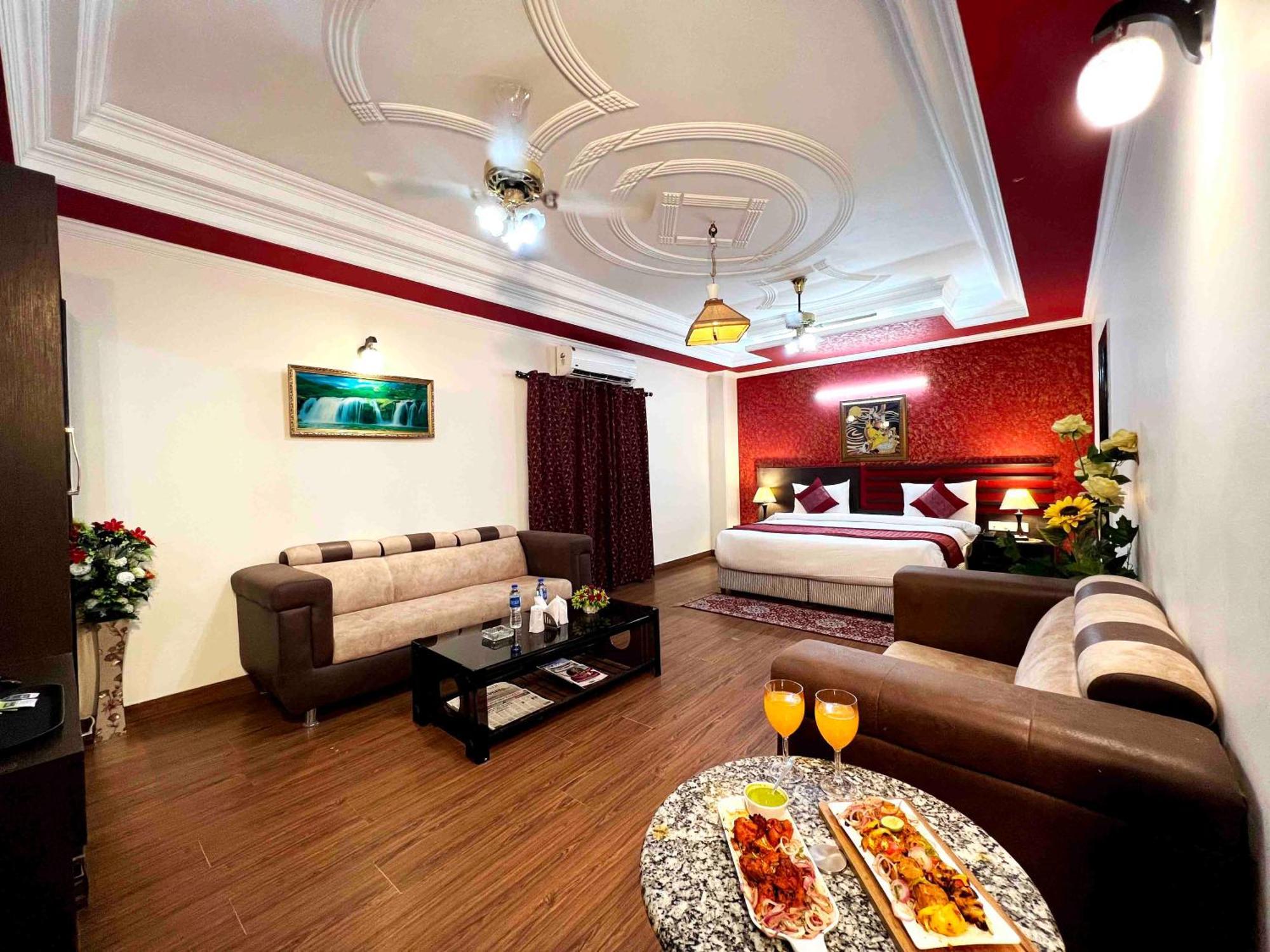 Airport Hotel The Grand Shoba Nuova Delhi Esterno foto
